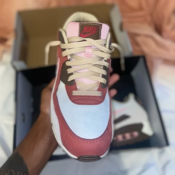 Nike Air Max 90 “Bacon” - Picture 2 of 11